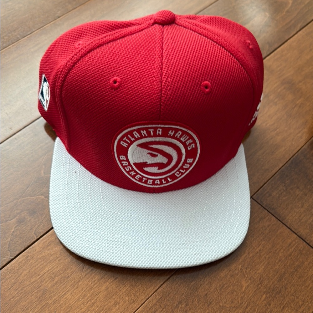 Atlanta Hawks Red and White Cap